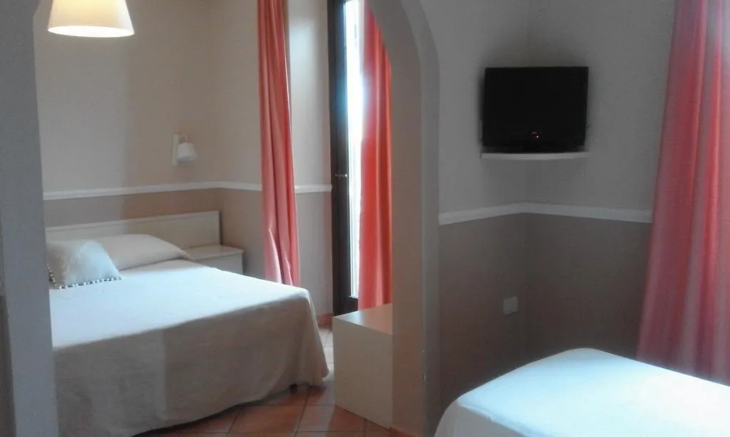 Hotel Ristorante Moderno SantʼAntìoco
