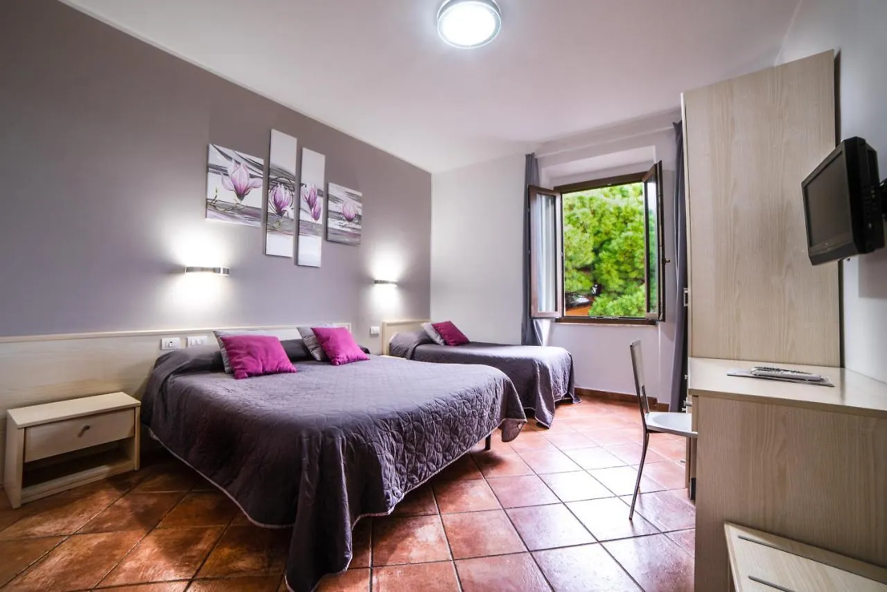 Hotel Ristorante Moderno SantʼAntìoco